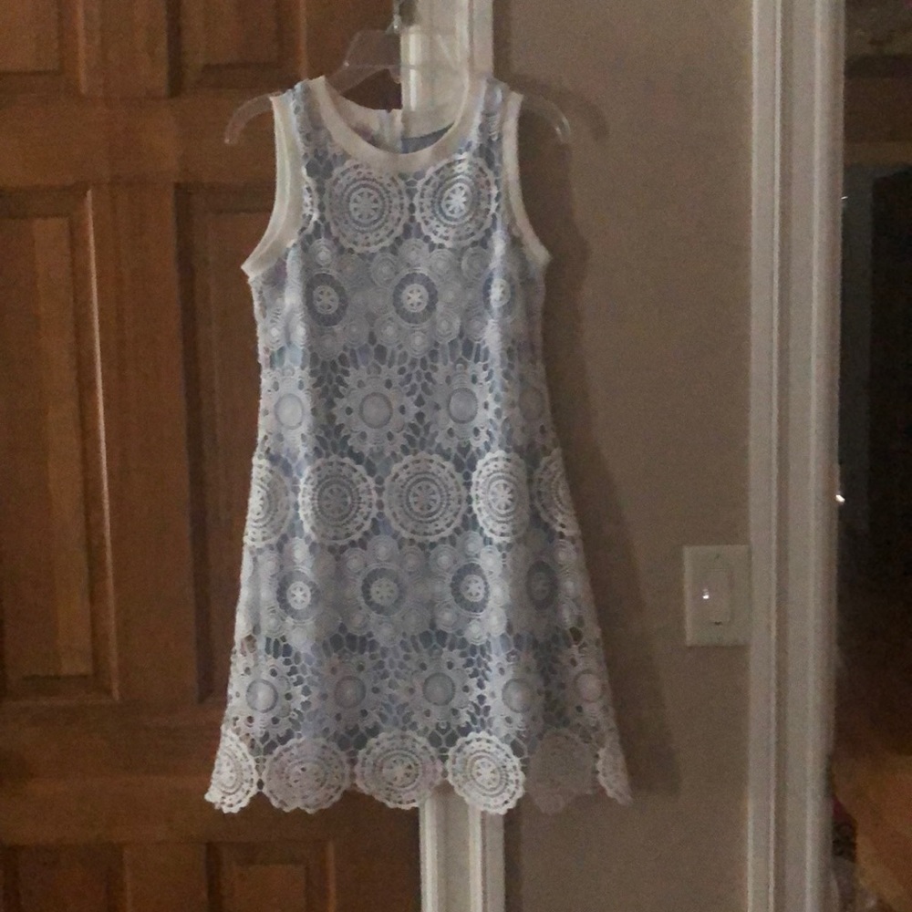 Big girls biscotti lace dress baby blue lining sleeveless zip back scalloped hem